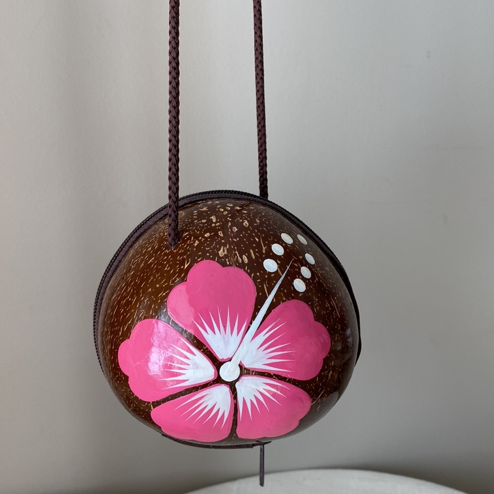 3/$15 🎁 Coconut Hand painted Handbag Little Purse NWOT 5” x 5” - Picture 2 of 5